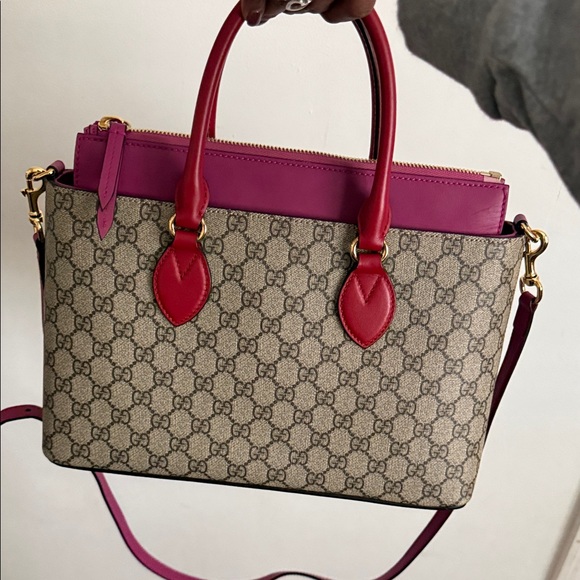 Gucci Beige and Pink Satchel with Red Accents - Picture 2 of 11